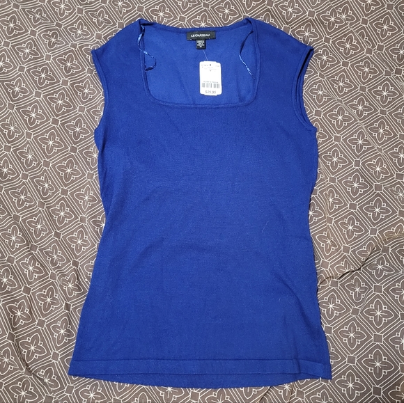 Le Chateau Top Medium - Picture 1 of 3